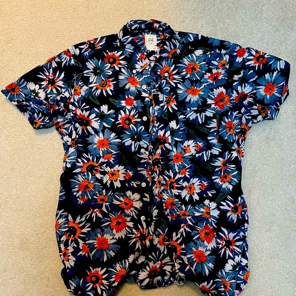 Gap floral shirt - medium - Picture 1 of 2